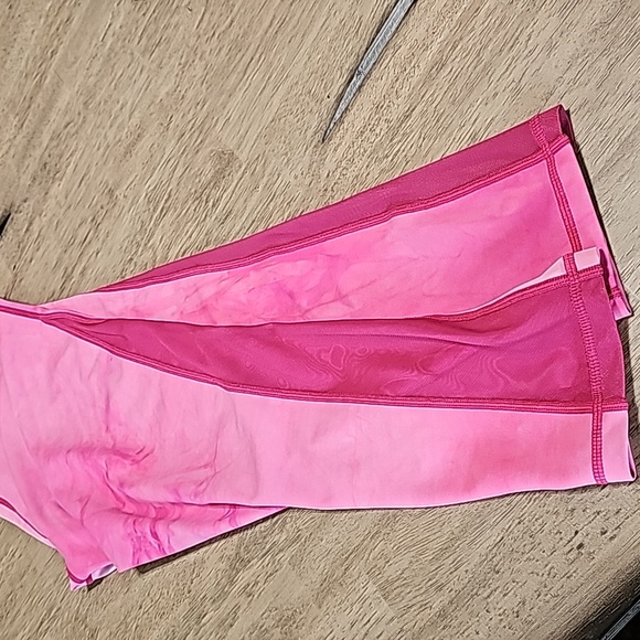 ZYIA Hendrix Mesh Light n Tight Hot Pink Tie Dye Legging Capris Size 6-8 - Picture 3 of 10